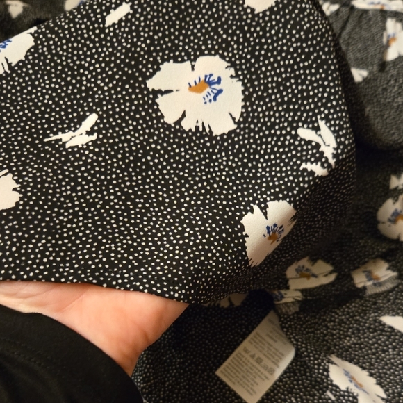 J. Crew Black and White Patterned Top - Picture 6 of 6